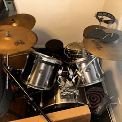 Tama Rockstar Drum Kit