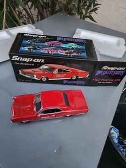 Snap On Die Cast Car