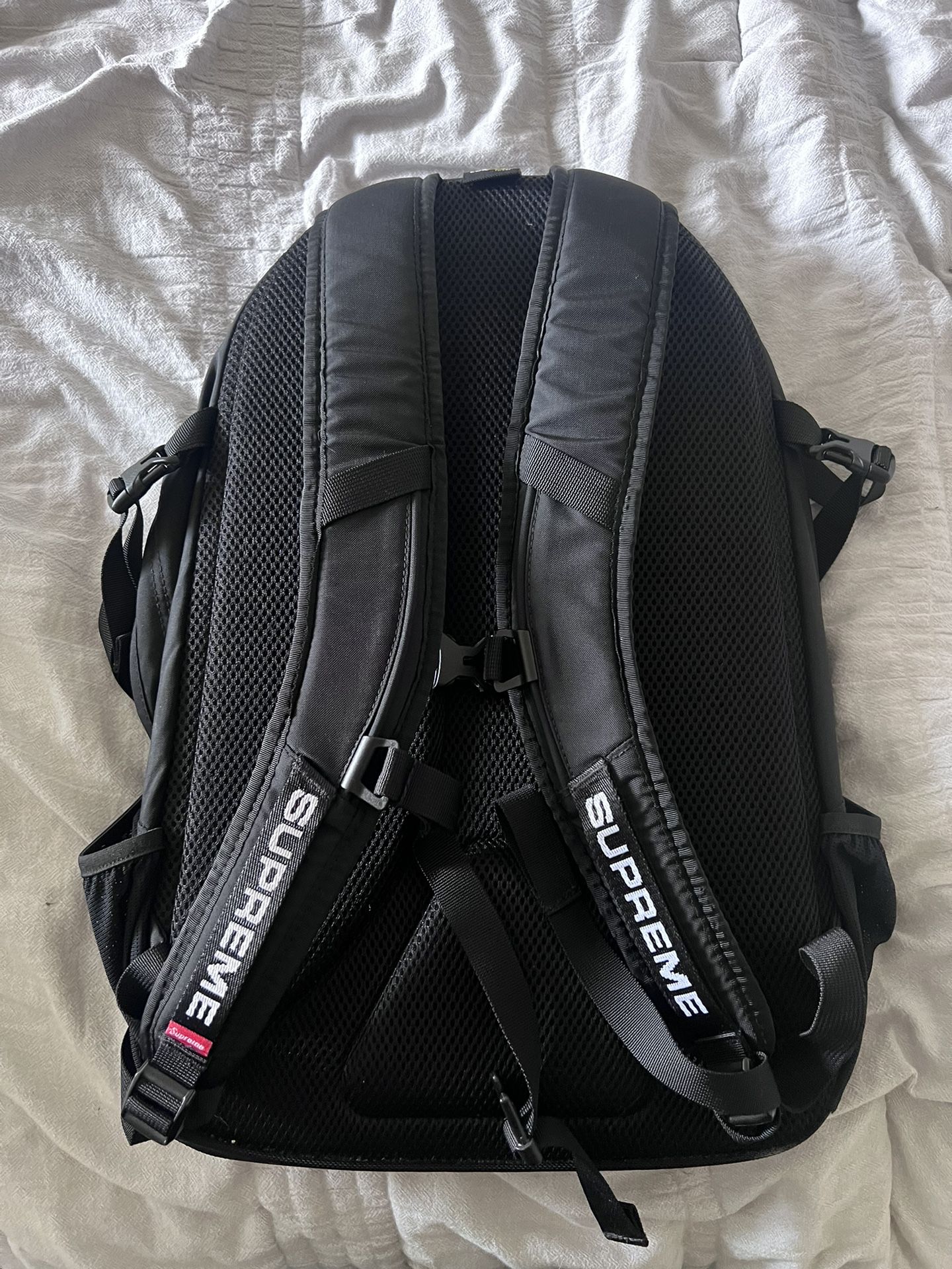 Authentic Supreme Backpack Brand New for Sale in Laguna Hills