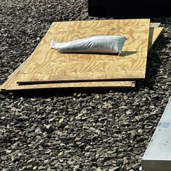 25 sheets of 8’x4’x3/4” plywood