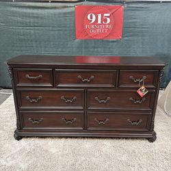68” W 7 Drawer Dresser NEW Wayfair FREE DELIVERY 🚚