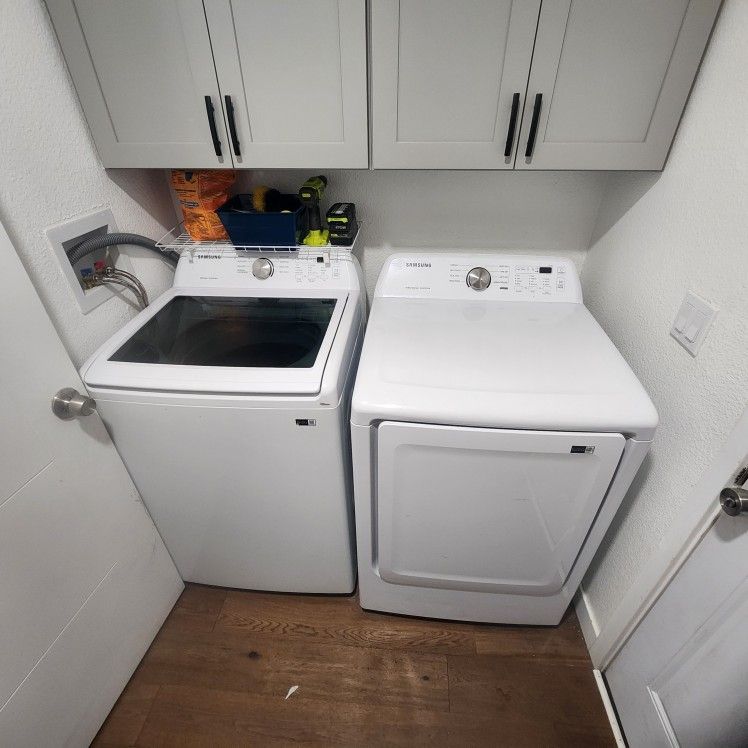 Samsung Washer And Dryer Set