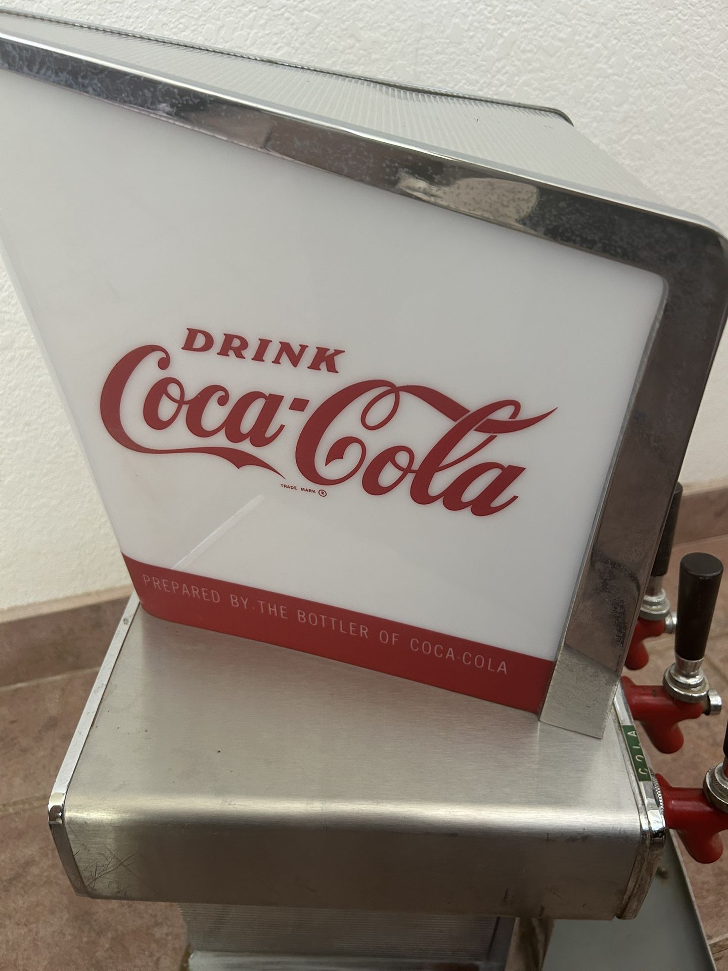 Vendo Galaxie 4 Tap Coca Cola Soda Dispenser