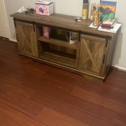 Tv Dresser / Wood Brown Night Stand Dresser 