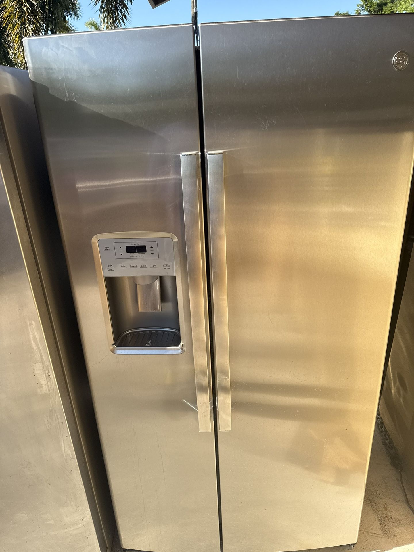 GE Stainless Steel Refrigerator