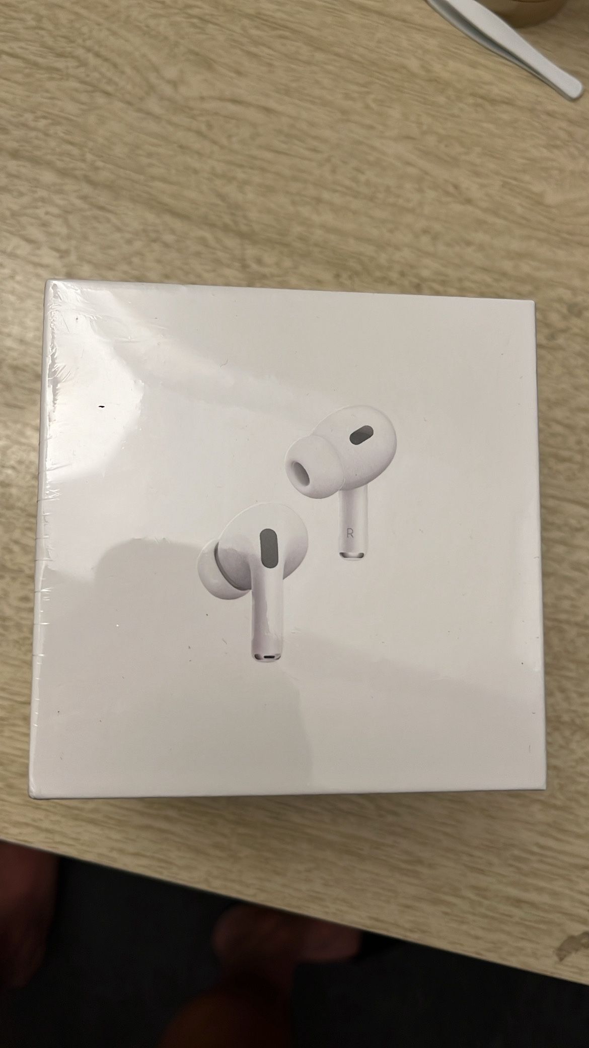 AirPods