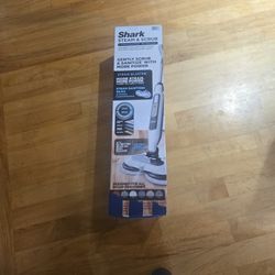 SHARK STEAM AND SCRUB