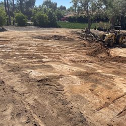 Trabajo De Tractor $95 Local En Perris 