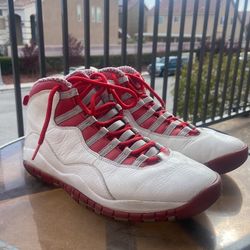 Jordan’s Red Steel Size 9.5 Used