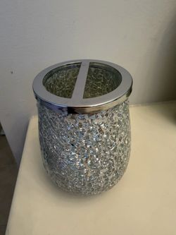 Silver Mosaic Toothbrush Holder