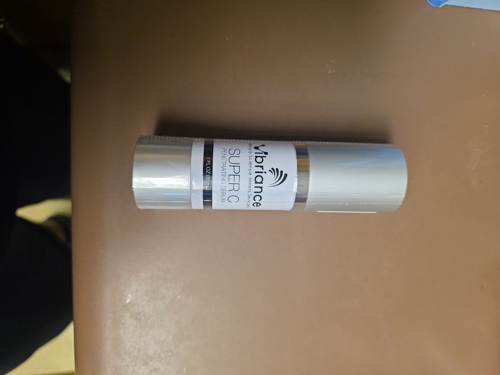 VIBRIANCE SUPER C PENETRATING SERUM