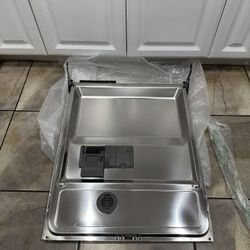 NEW LG Dishwasher Door Liner Assembly 4937DD1001Q  REDUCED 