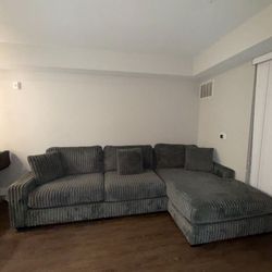 BRAND NEW Plush Grey Sectional 