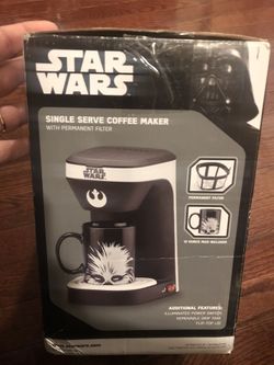 Star Wars Single Serve Coffee Maker with Mug Star Wars 1-Cup Coffee Maker with Mug Product Features Single serve coffee maker Illuminated on/off s