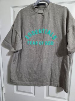 Fear of God Essentials shirt sz m