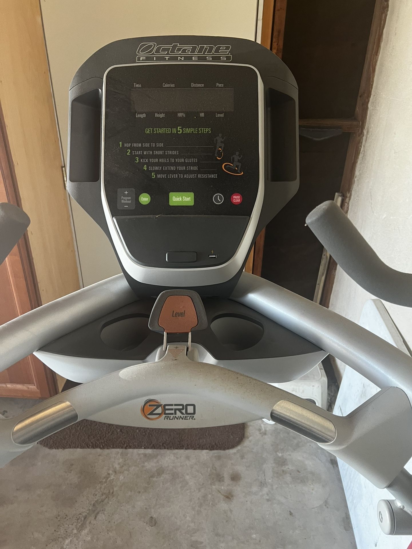 Octane Fitness Zero Runner