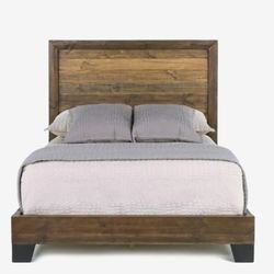 Salida Farmhouse Brown Bedroom Set w/adjustable mattress 