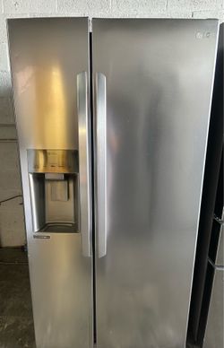 33 wide side by side Refrigerator