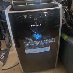 Portable Air conditioner, Honeywell  12k BTU