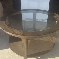 Round coffe table