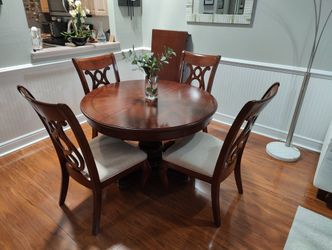 Dining Table Extendable 