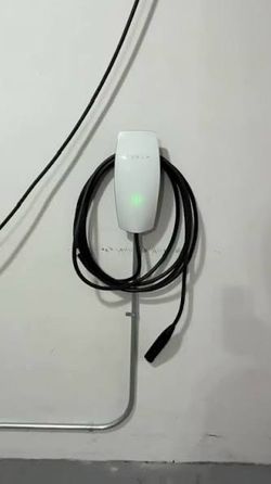 Tesla Gen 2 Charger