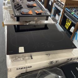 4 BURNER ELECTRIC COOKTOP