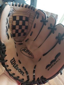 Wilson baseball glove A200