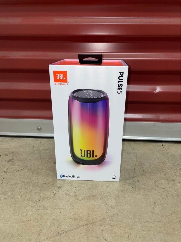 JBL Pulse 5, Portable Bluetooth speaker with light show