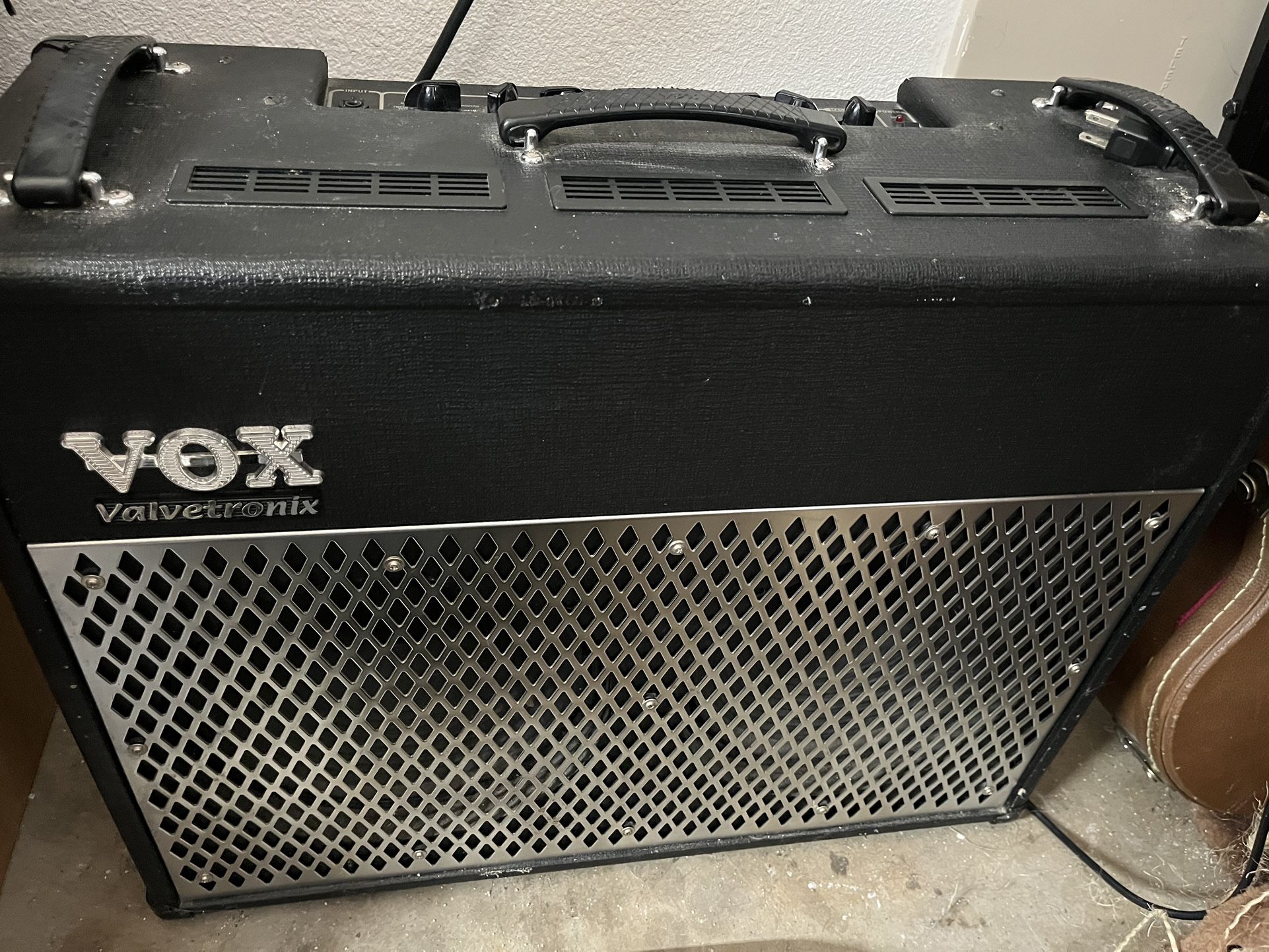 Vox Valvetronix AD100VT