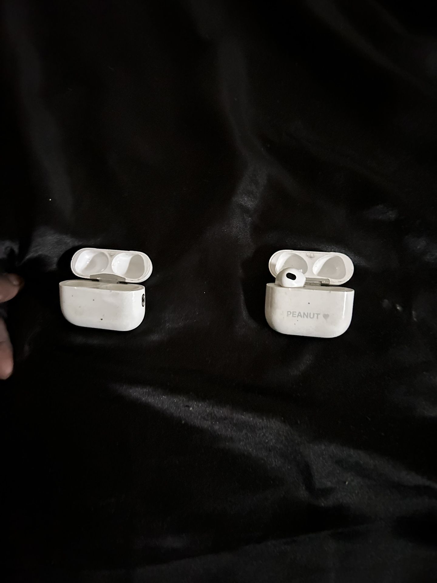 airpods gen2 & airpods pro 2 cases