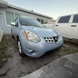 2012 NISSAN ROGUE