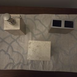 Plastic Bathroom Accessories--Gold Leaf Look