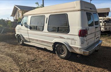 Dodge Ram Van