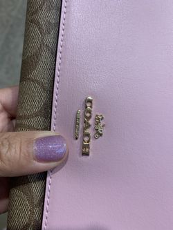 Coach women s wallet big size for Sale in Tacoma WA OfferUp