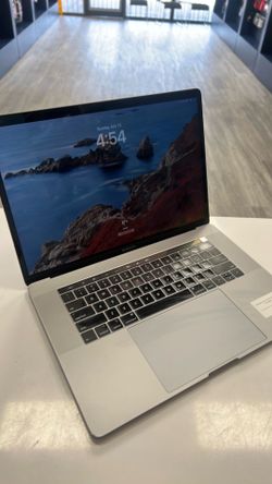 MacBook Pro 16Ram 1tb i7 15in.