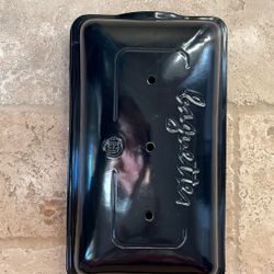 Emile Henry Baguette Baker