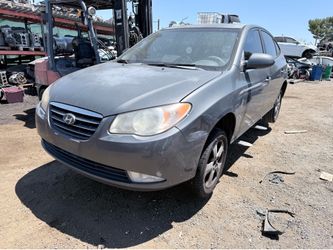 Hyundai Elantra 2008 for parts