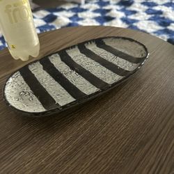  glaze stoneware tray By Mud Pie 