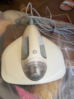 Bed vacuum