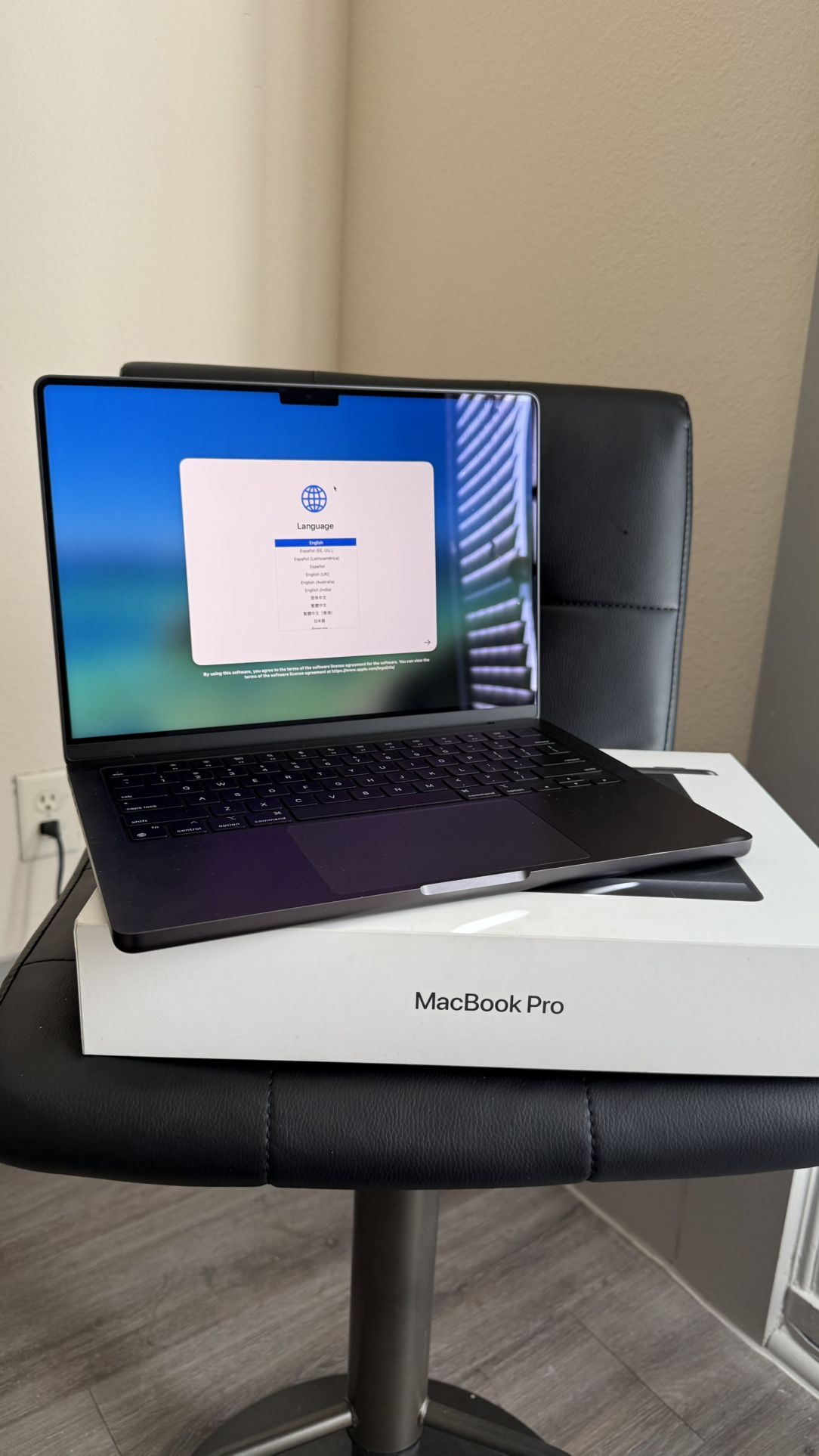 MacBook Pro 14” (2024) – M4 Pro – 24GB RAM – 512GB SSD – Space Black – Under Apple Warranty