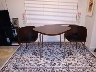 Unique table and chairs