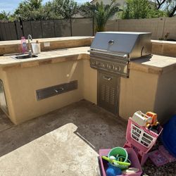 Built-in Propane Grill 