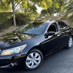 Selling 2010 Honda Accord 