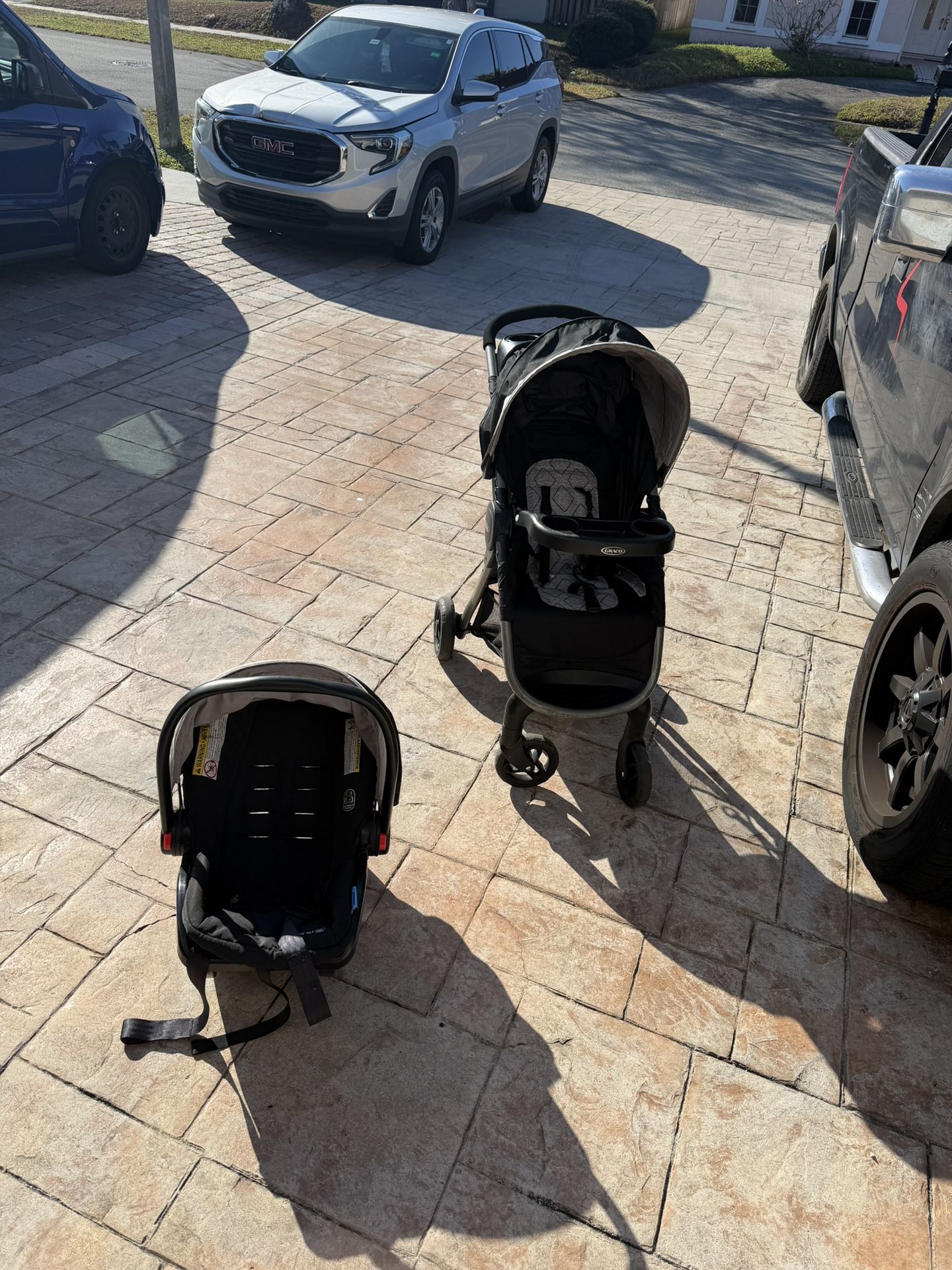 Graco Stroller and Car Seat Combo