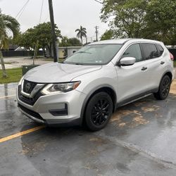 2018 NISSAN ROGUE S