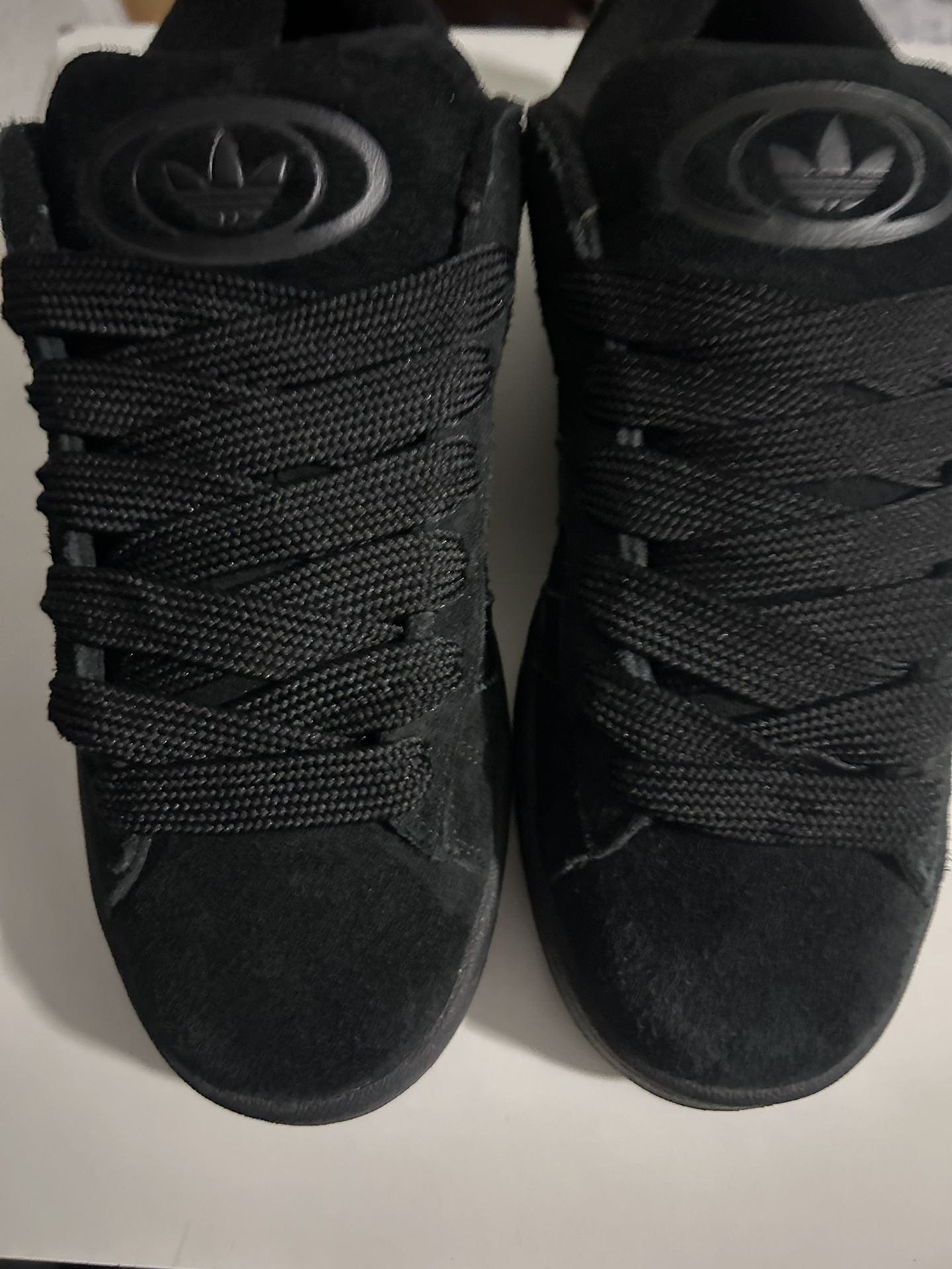 Mens black Adidas campus 00s