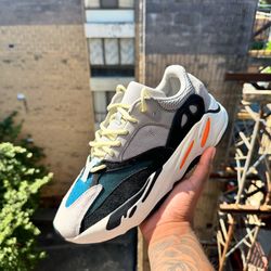 Yeezy Boost 700 Wave Runner (size 9.5)
