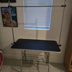 Grooming Table