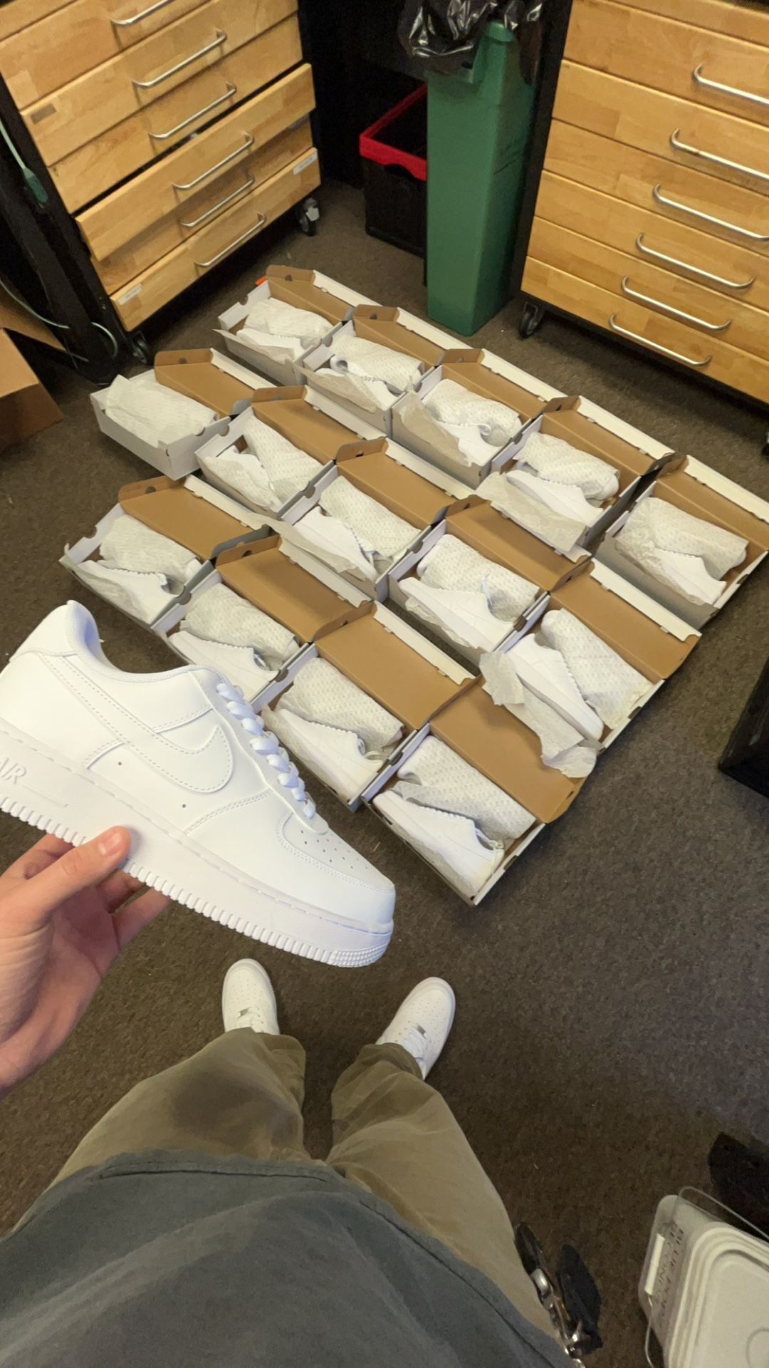 White Air Force 1 BRAND NEW ALL SIZES 7.5 8 8.5 9 9.5 10 10.5 11 12 13